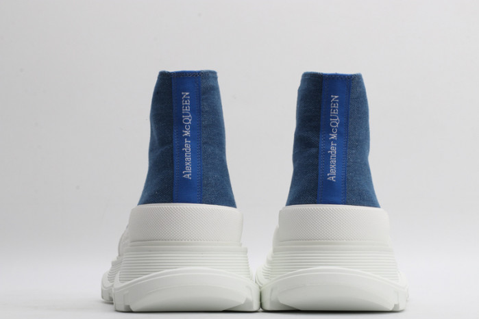 alex mcqu sneakers