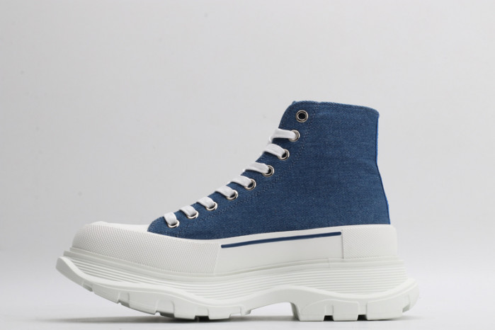 alex mcqu sneakers