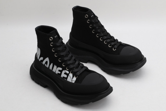 alex mcqu sneakers