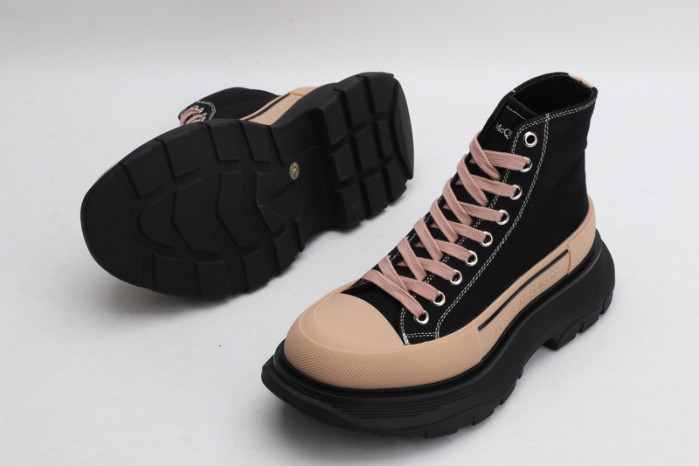 alex mcqu sneakers