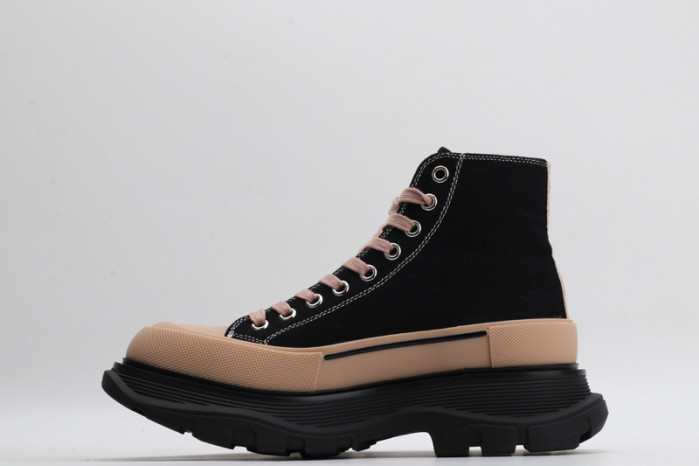 alex mcqu sneakers