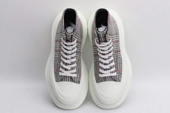 alex mcqu sneakers