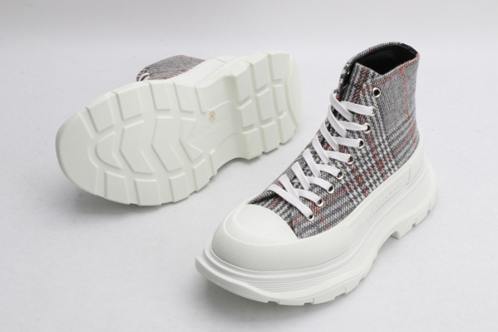alex mcqu sneakers