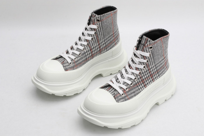 alex mcqu sneakers