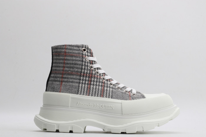 alex mcqu sneakers