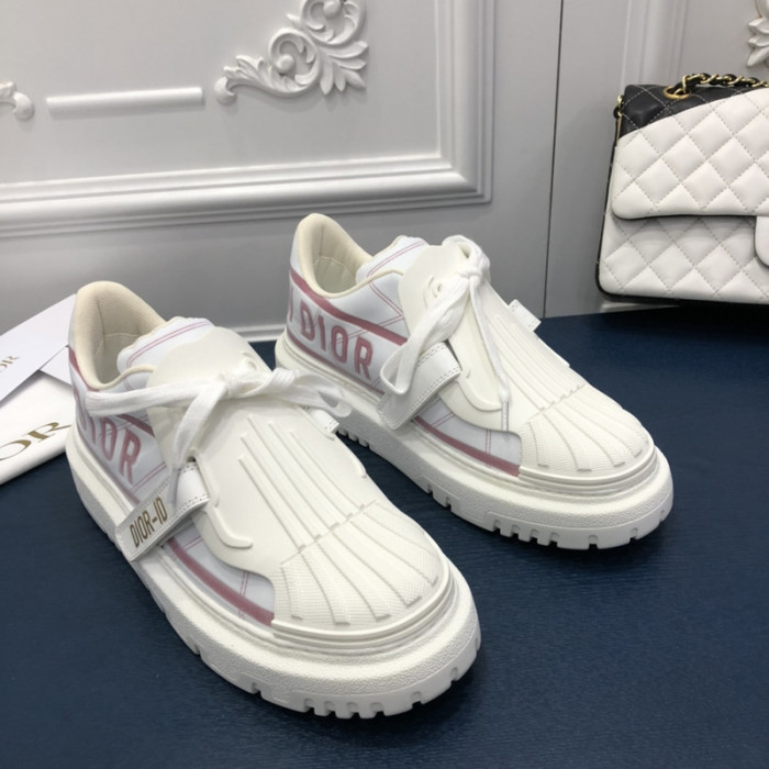 dr trainer sneaker