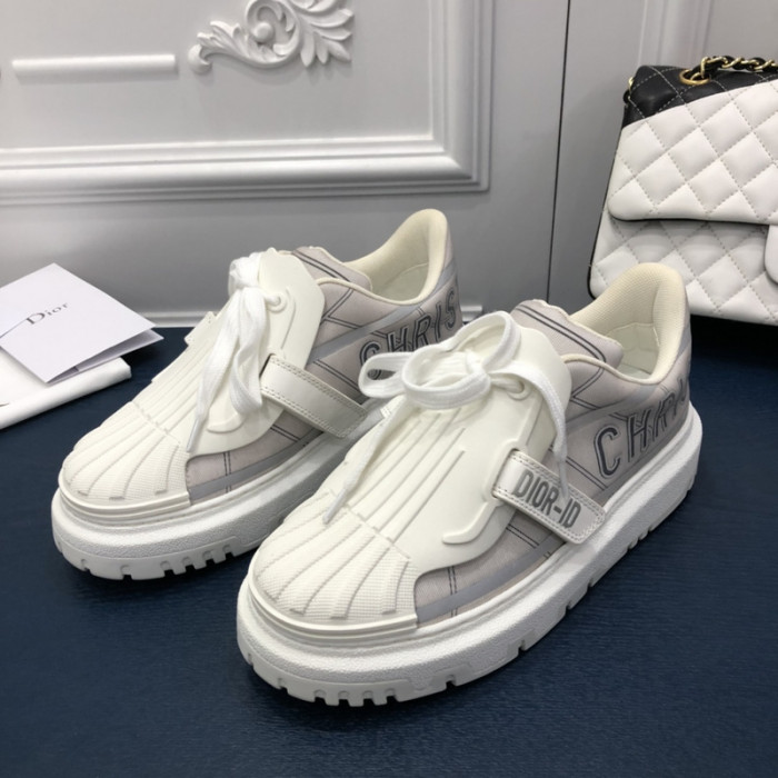 dr trainer sneaker