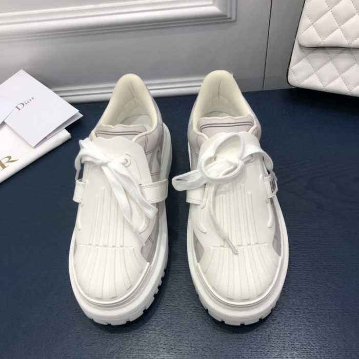 dr trainer sneaker