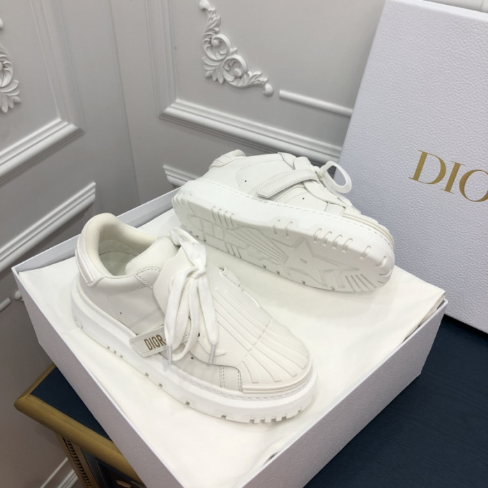 dr trainer sneaker