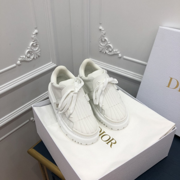 dr trainer sneaker