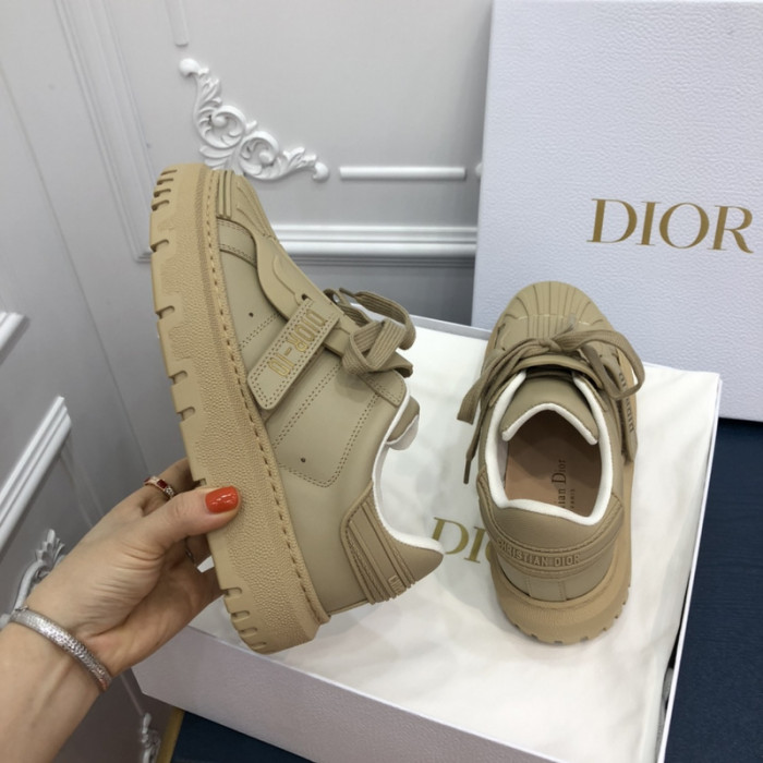 dr trainer sneaker