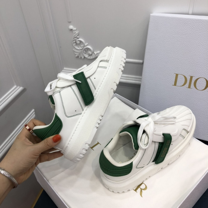 dr trainer sneaker
