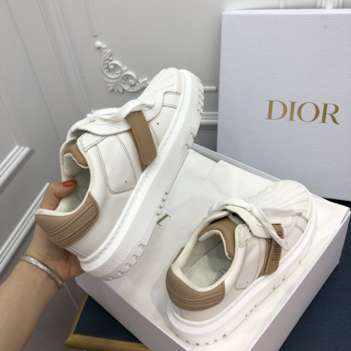 dr trainer sneaker