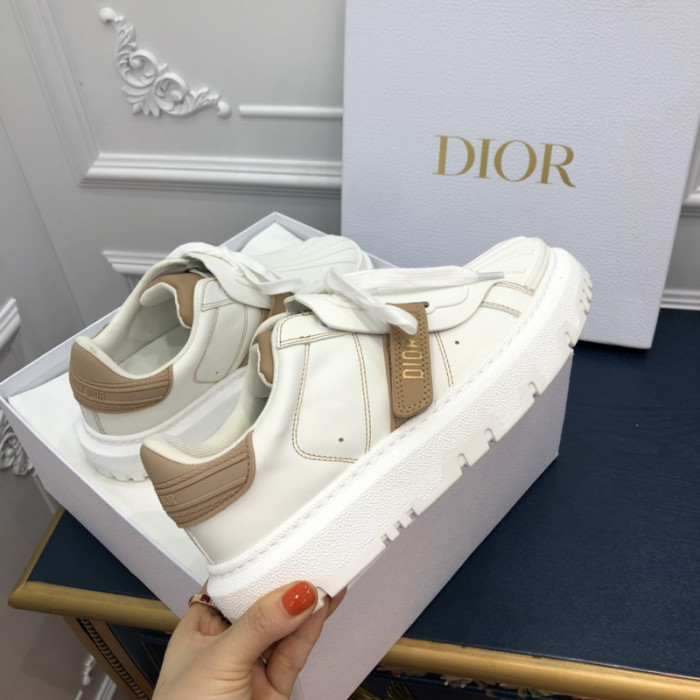 dr trainer sneaker