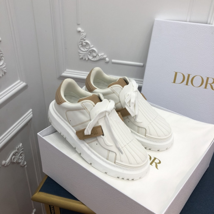 dr trainer sneaker