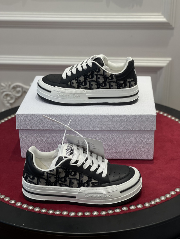 dr trainer sneaker