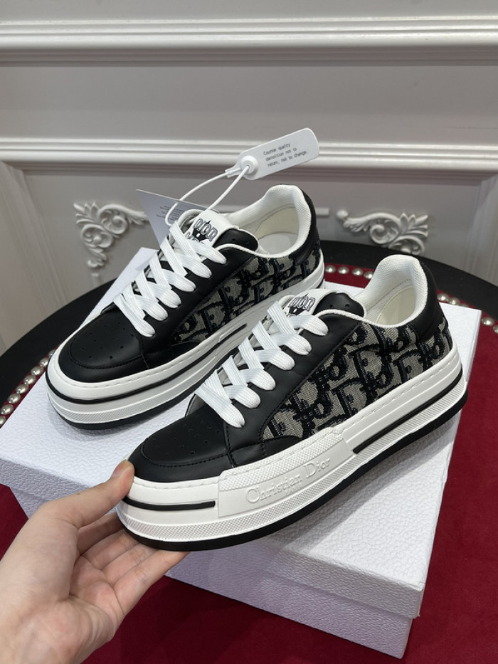 dr trainer sneaker
