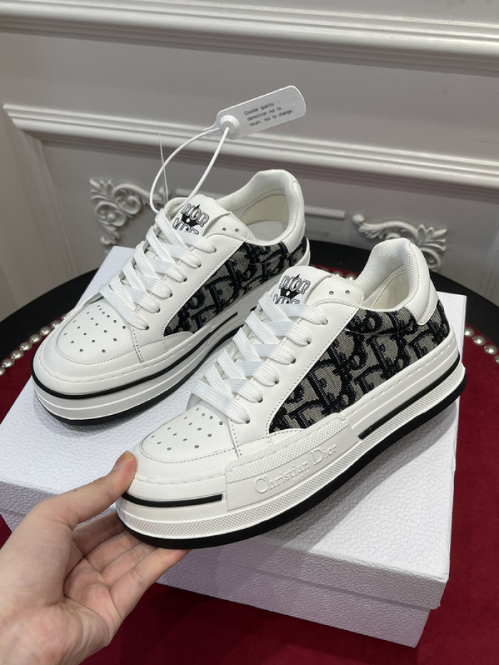 dr trainer sneaker