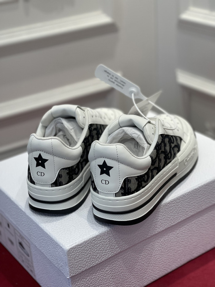 dr trainer sneaker