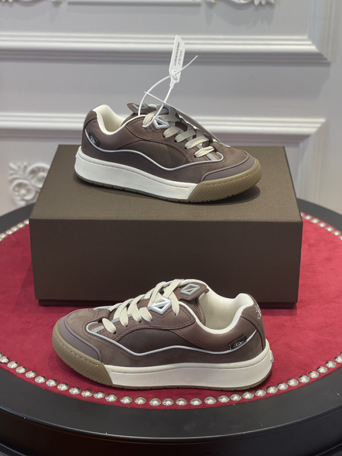 dr trainer sneaker