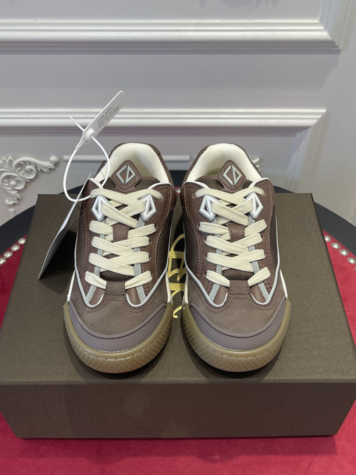 dr trainer sneaker