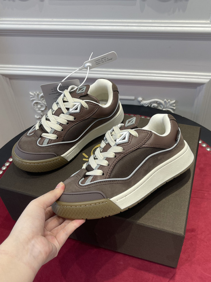 dr trainer sneaker