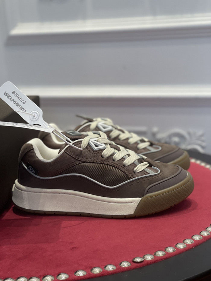 dr trainer sneaker