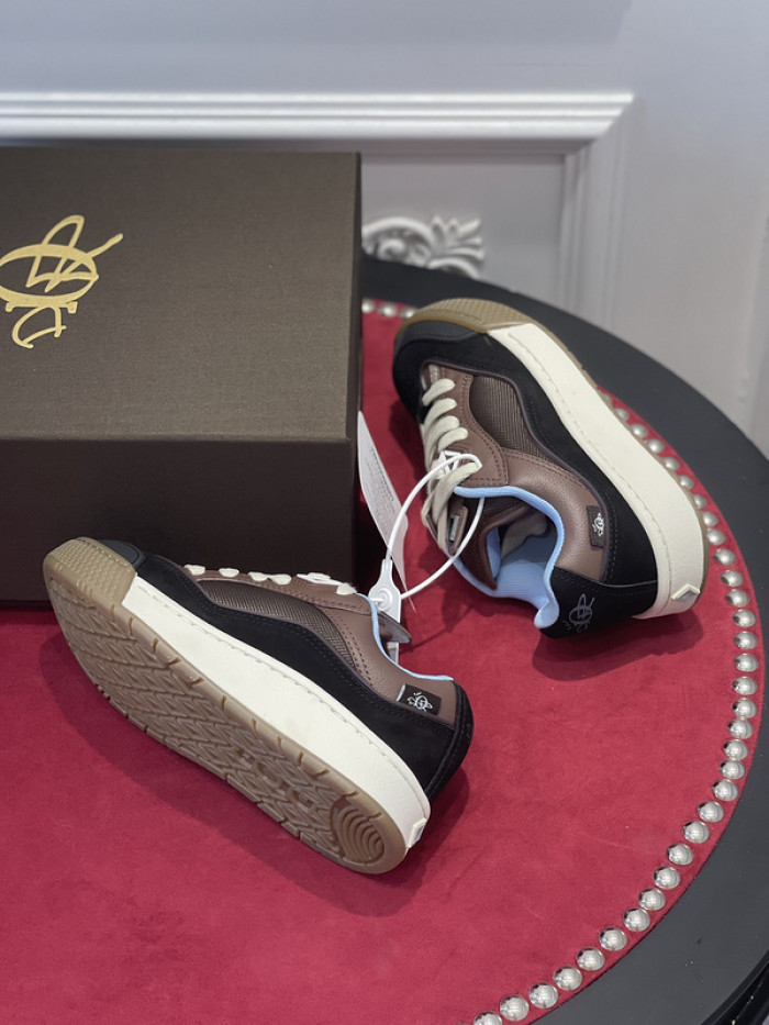 dr trainer sneaker