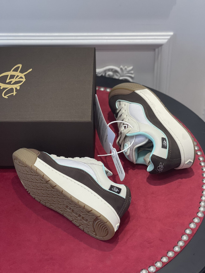 dr trainer sneaker