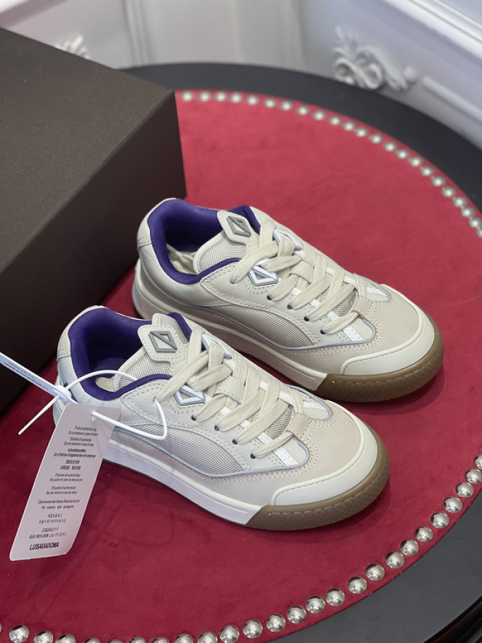 dr trainer sneaker