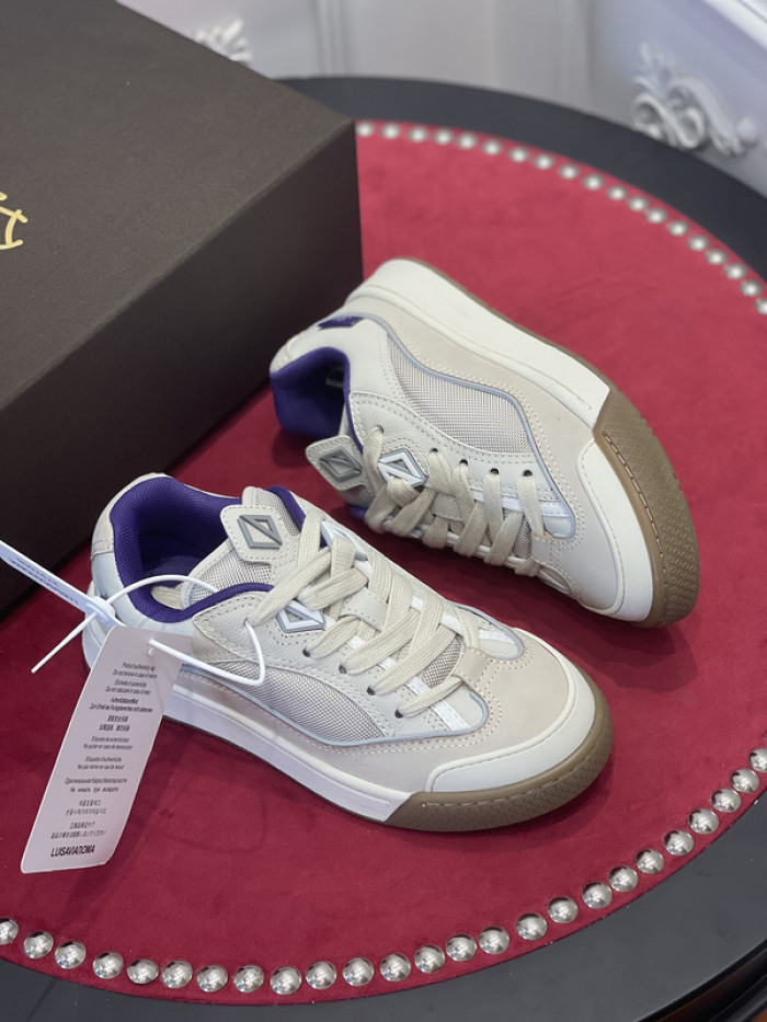 dr trainer sneaker