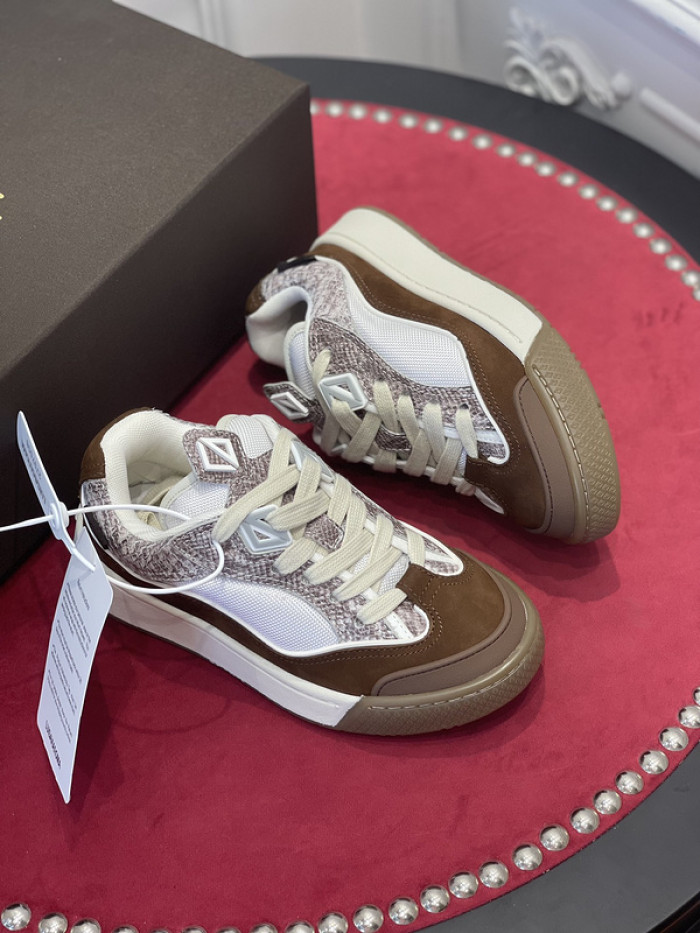 dr trainer sneaker