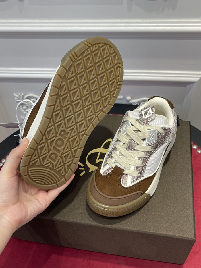 dr trainer sneaker
