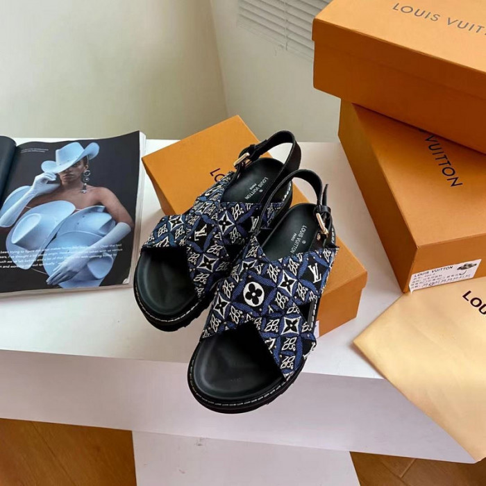 lovt sandal