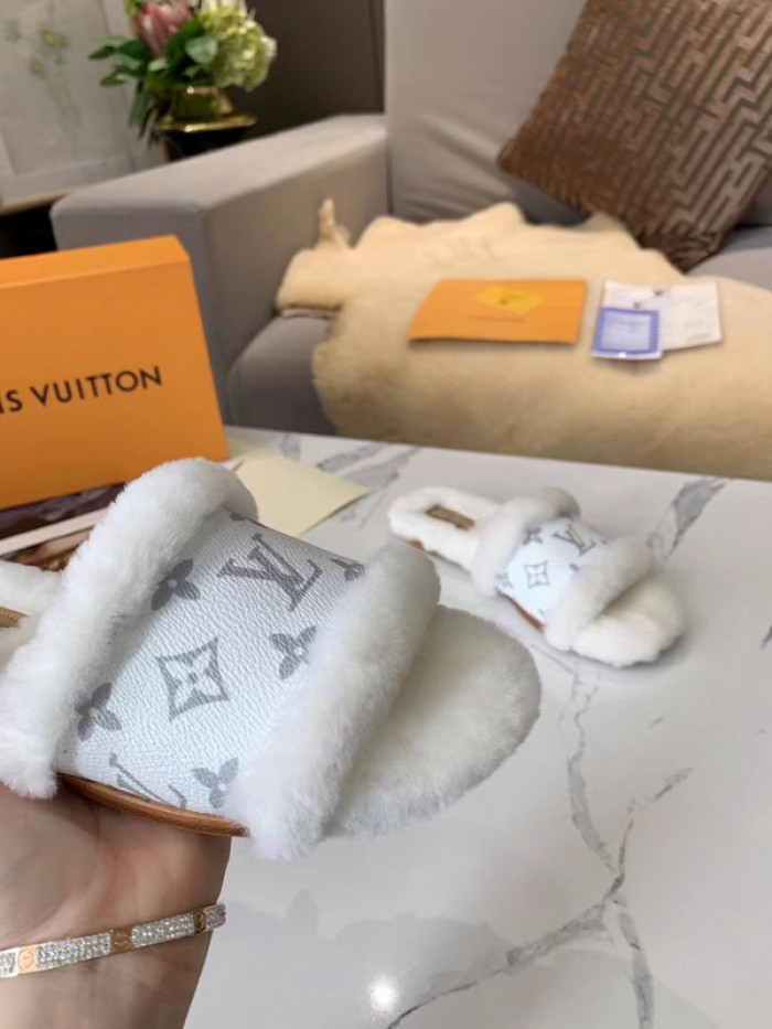 lovt slippers