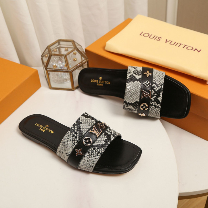 lovt slippers