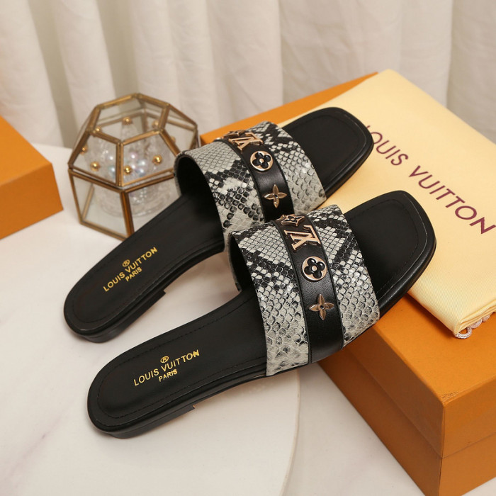lovt slippers