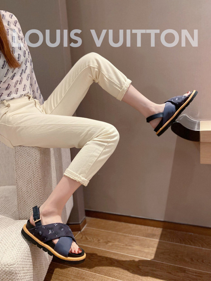 lovt sandal