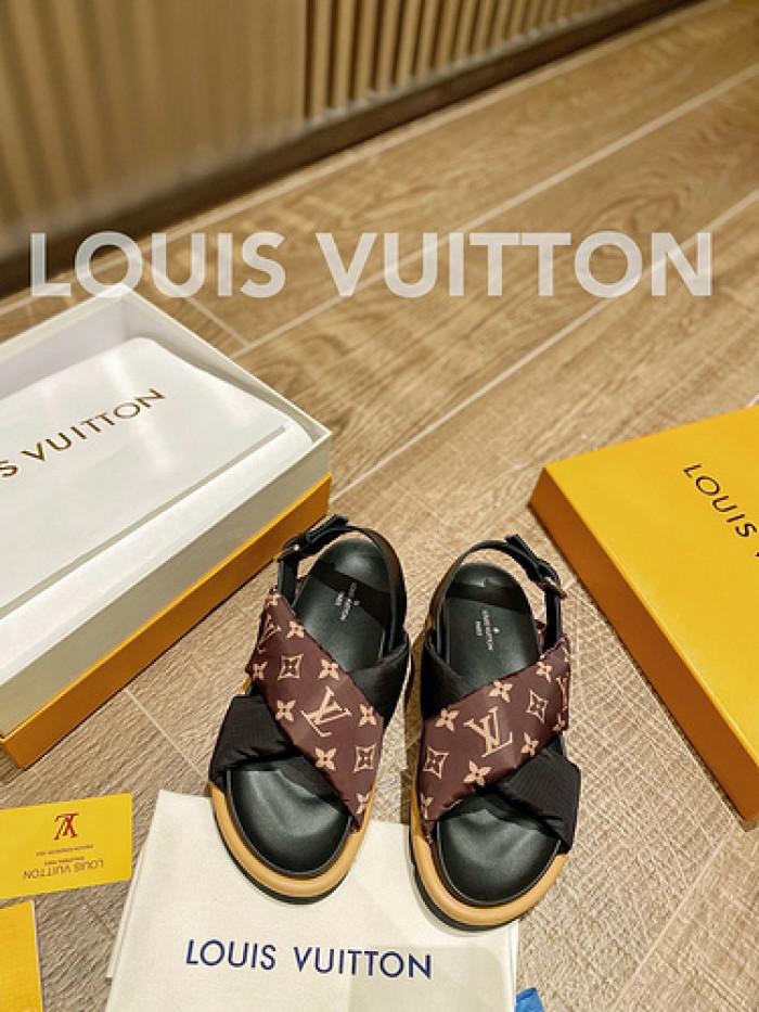 lovt sandal