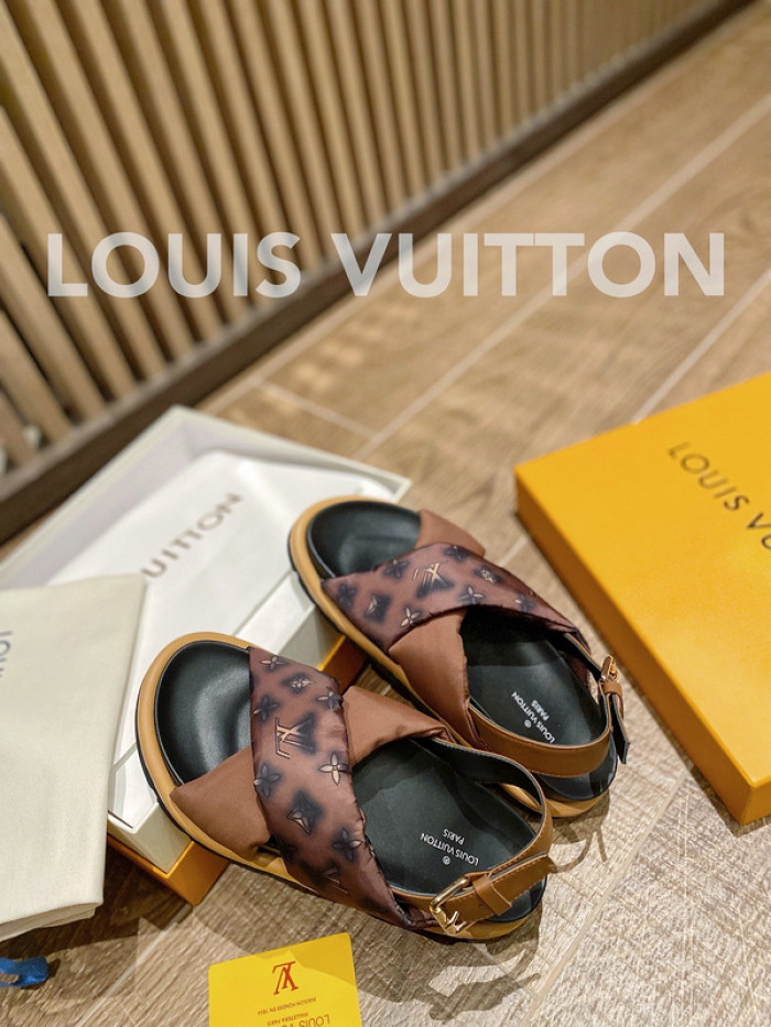 lovt sandal