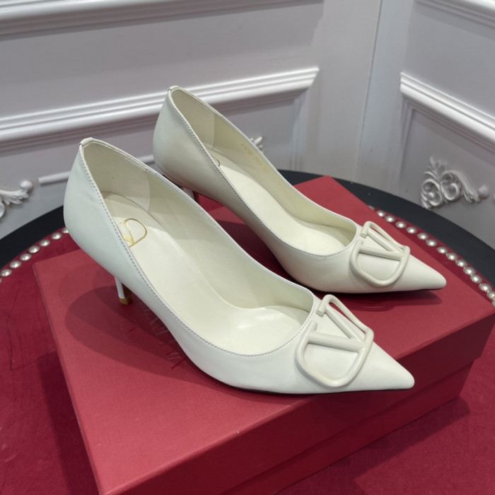 v*lentino heel