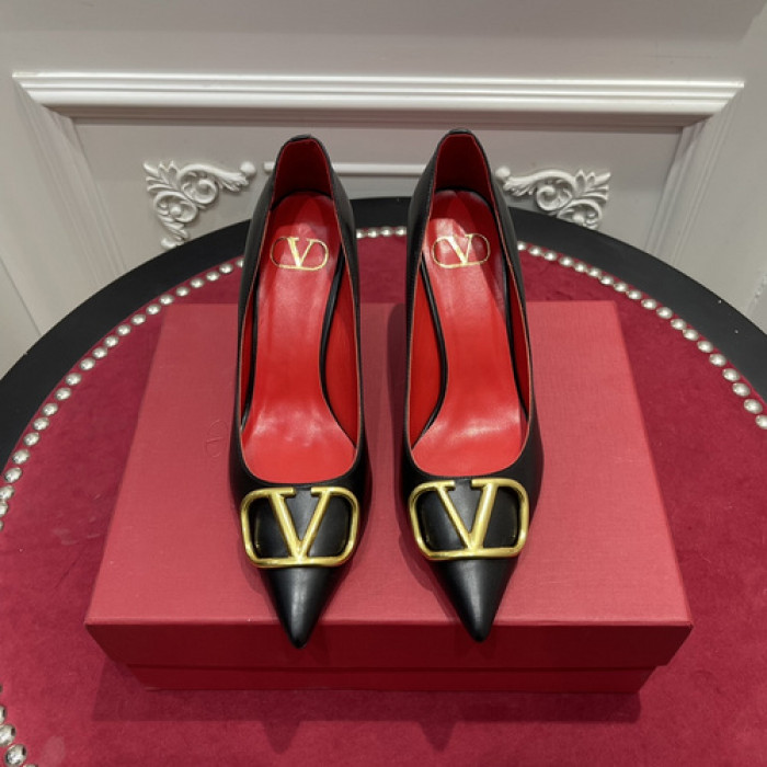 v*lentino heel