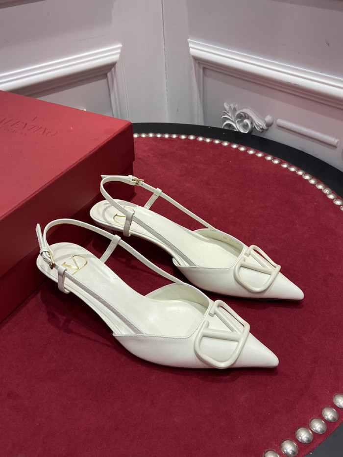 v*lentino heel
