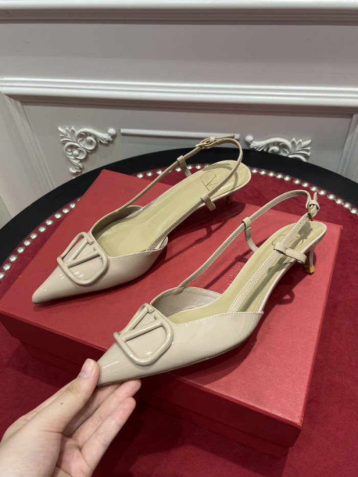 v*lentino heel