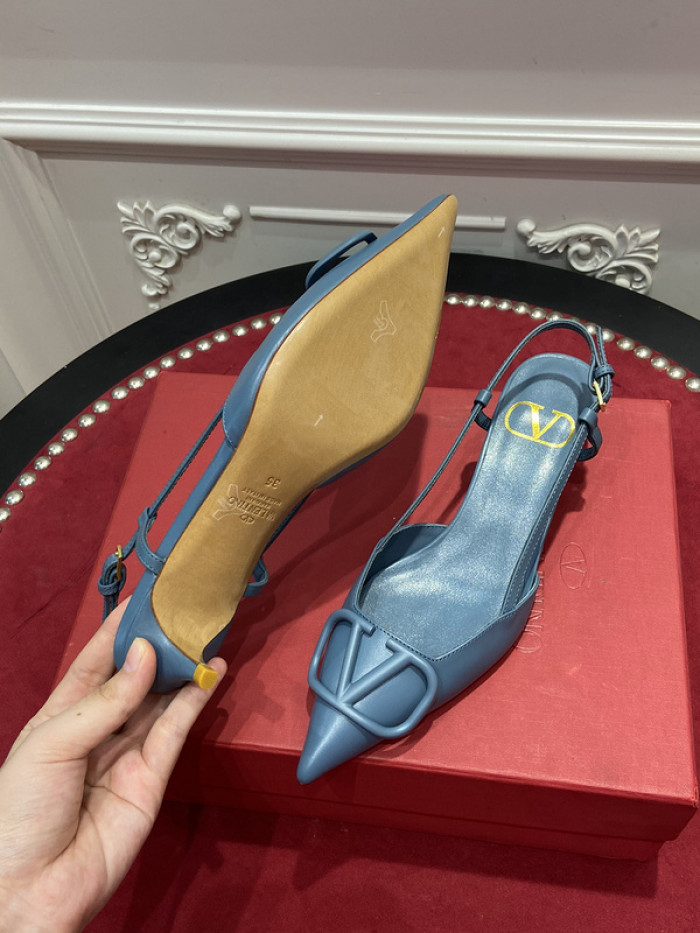 v*lentino heel