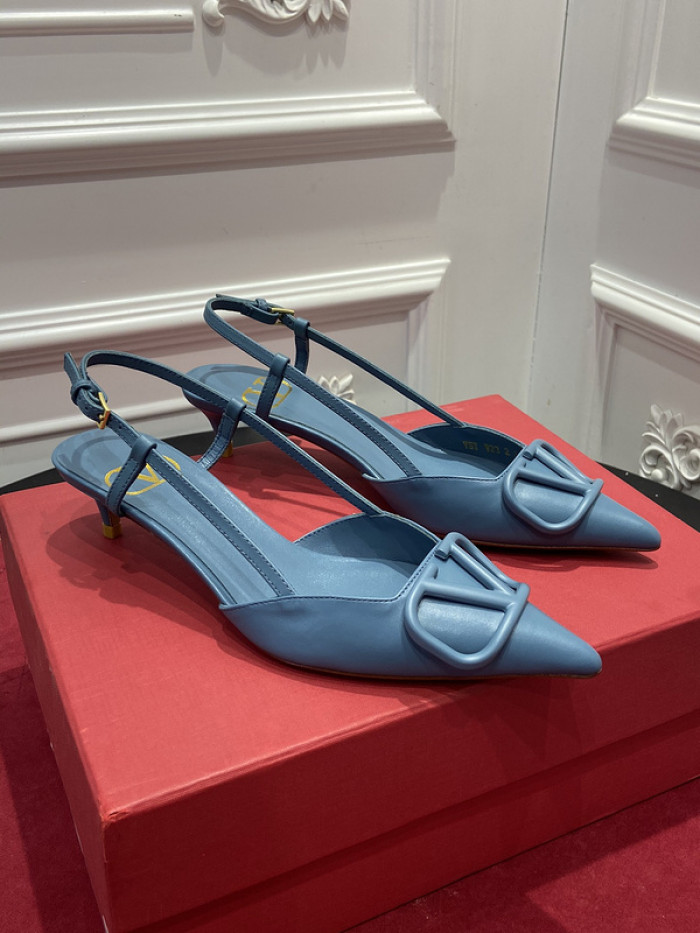 v*lentino heel