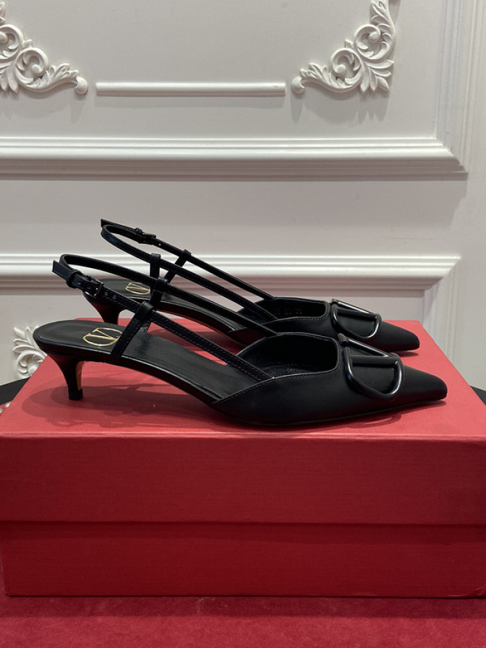 v*lentino heel