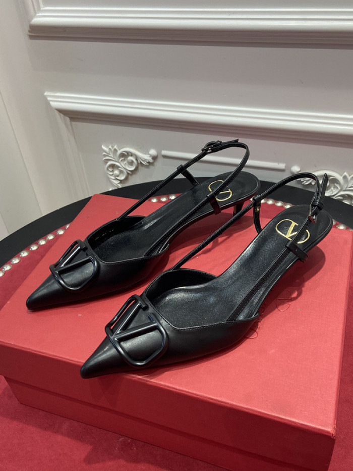 v*lentino heel