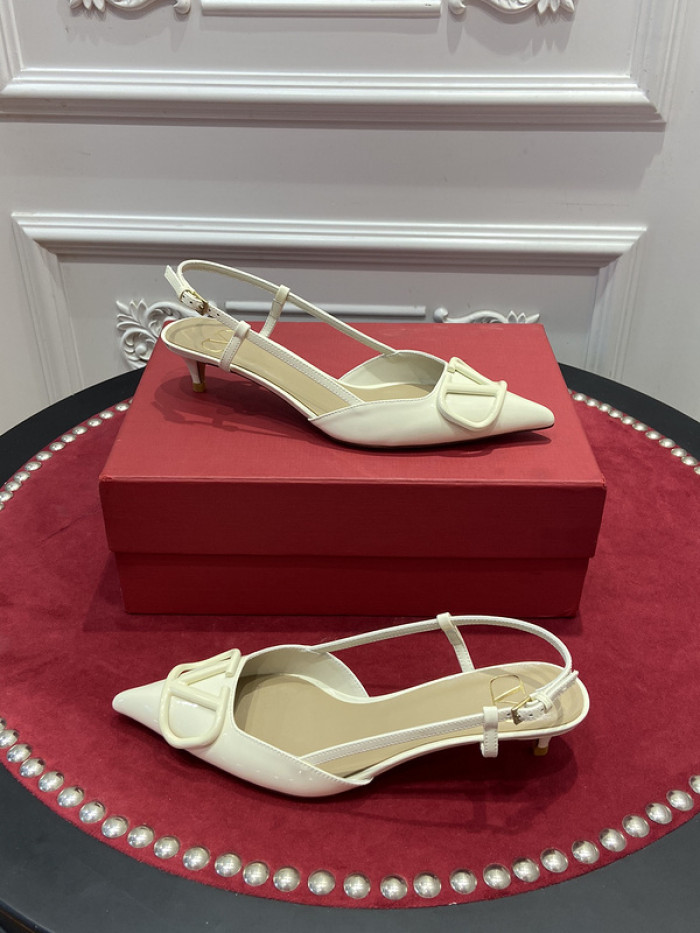 v*lentino heel