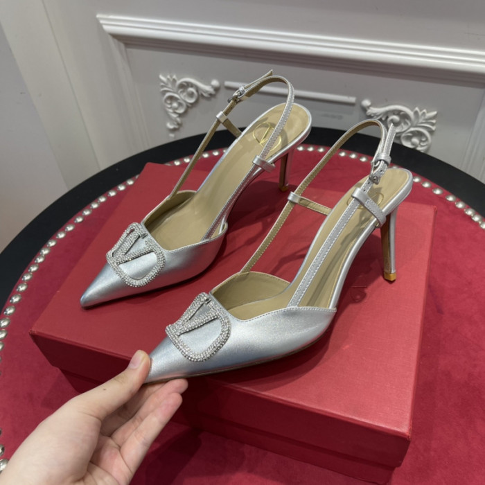 v*lentino heel